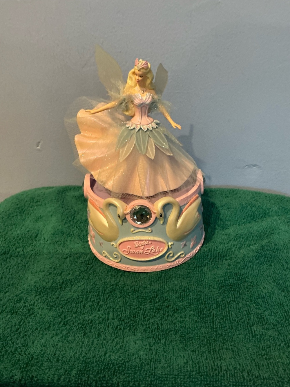 2003 Hallmark Barbie Swan Lake Music Figurine Working